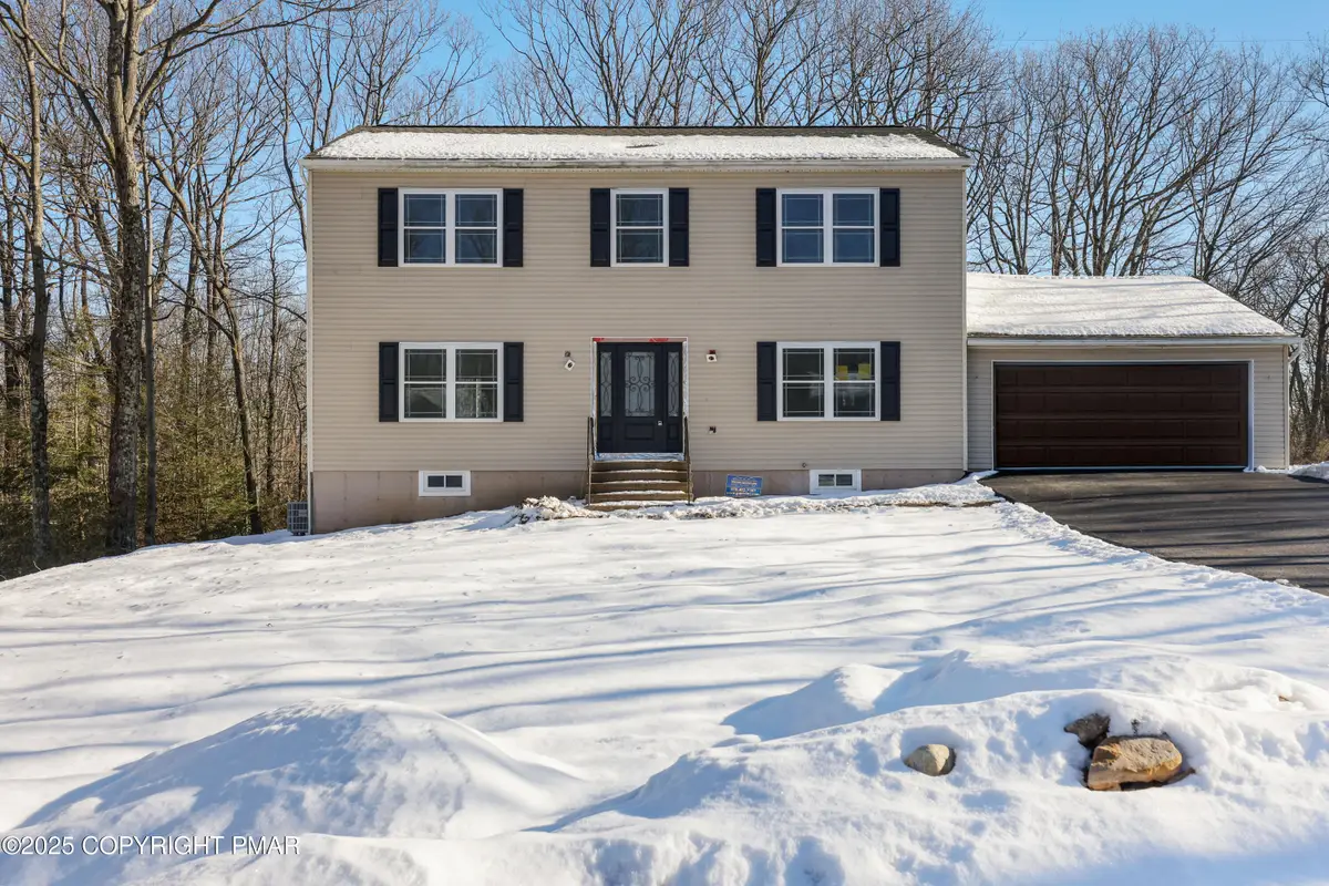 14 Stonegate Court, Mount Pocono, PA 18344 - Image #1