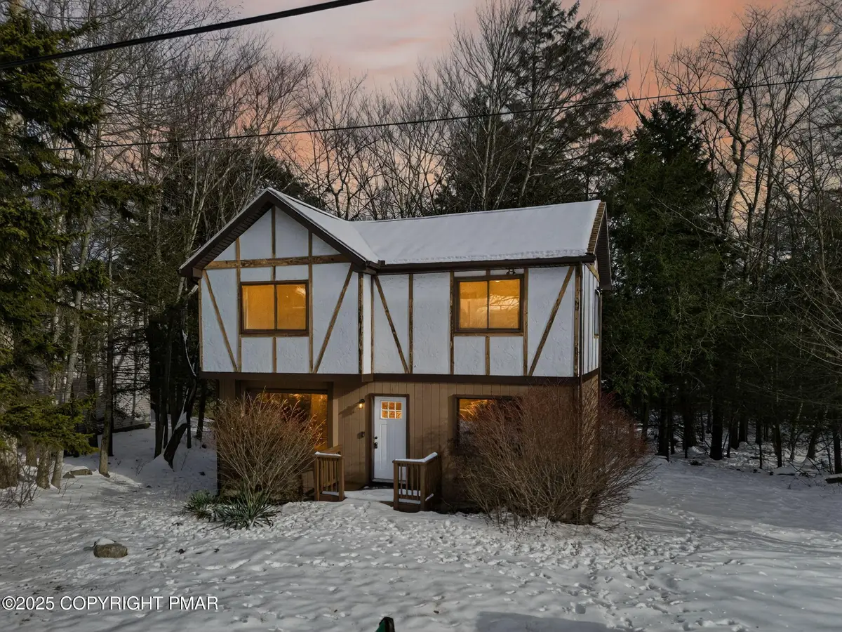 4127 Indian Avenue, Pocono Summit, PA 18346 - Image #1