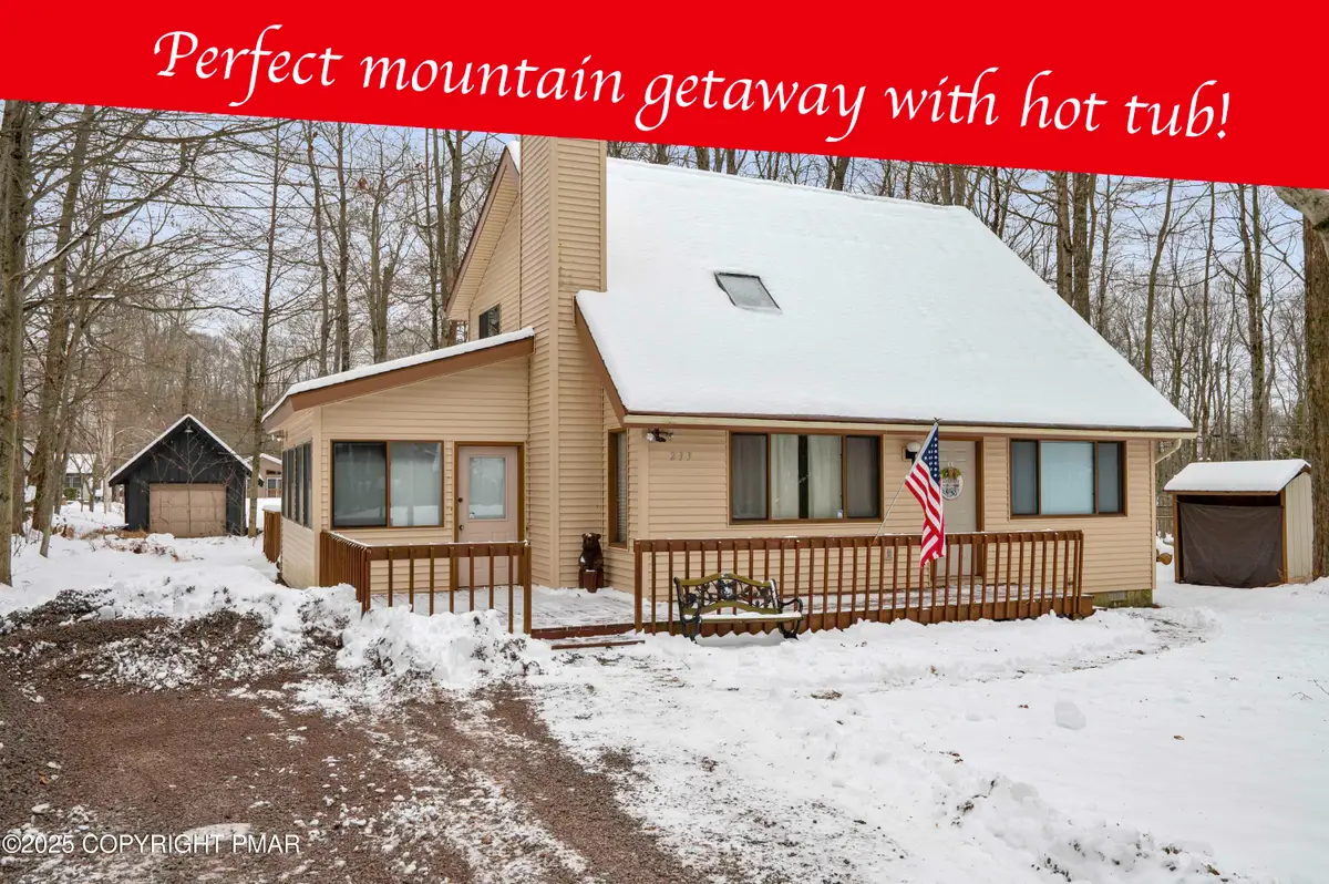 233 Pontiac Path, Pocono Lake, PA 18347 - Image #1