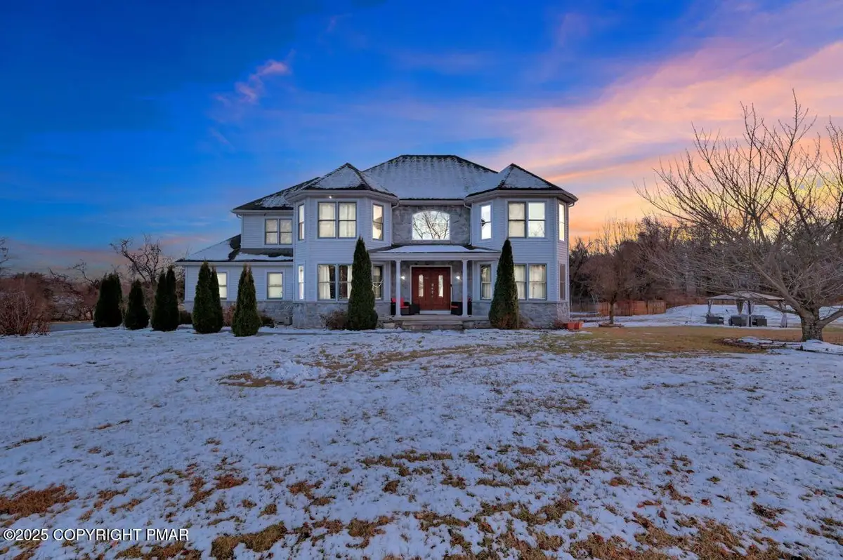 145 Crystal Terrace, Mount Bethel, PA 18343 - Image #1