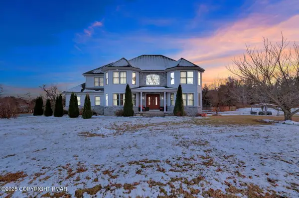 145 Crystal Terrace, Mount Bethel, PA 18343