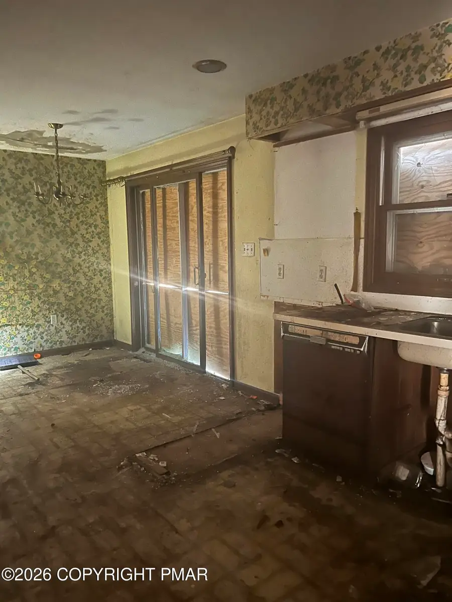 199 Highland Road, East Stroudsburg, PA 18301 - Image #3