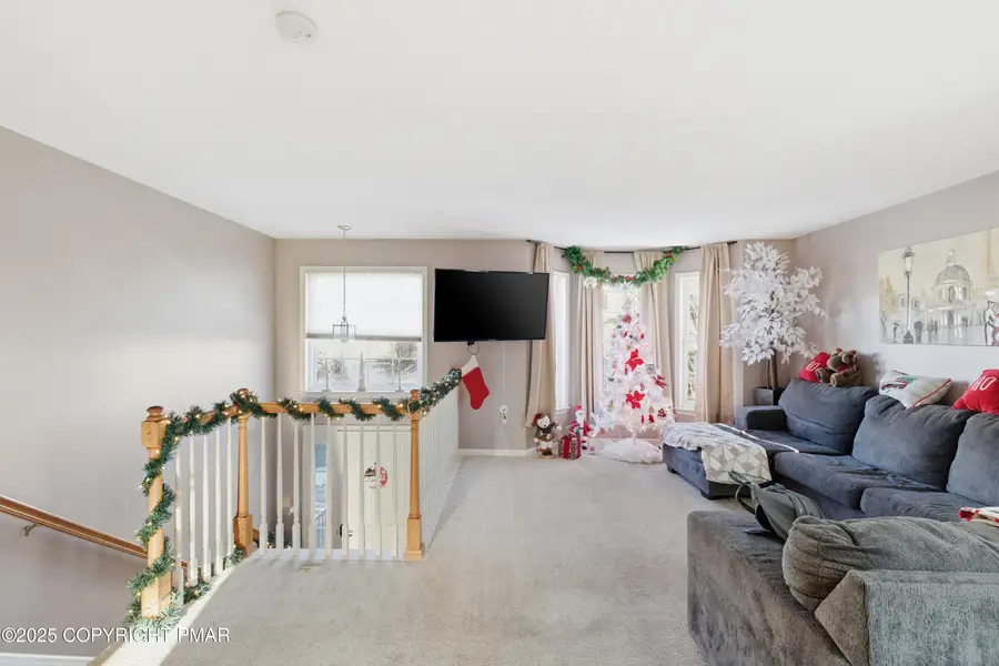 347 S Oak Street, Freemansburg, PA 18017 - Image #2