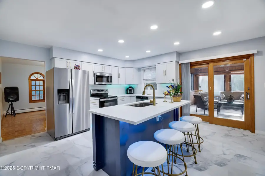 161 Shepherd Lane, Swiftwater, PA 18370 - Image #3