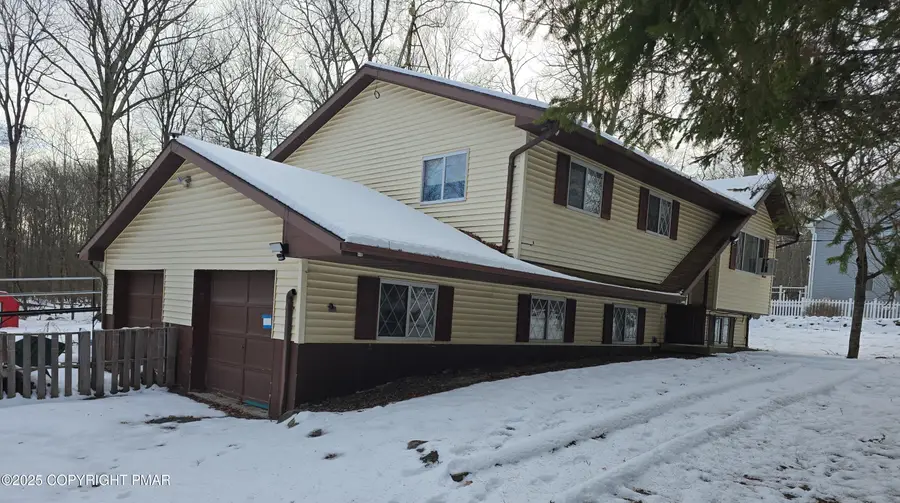 218 Mohican Road, Canadensis, PA 18325 - Image #2