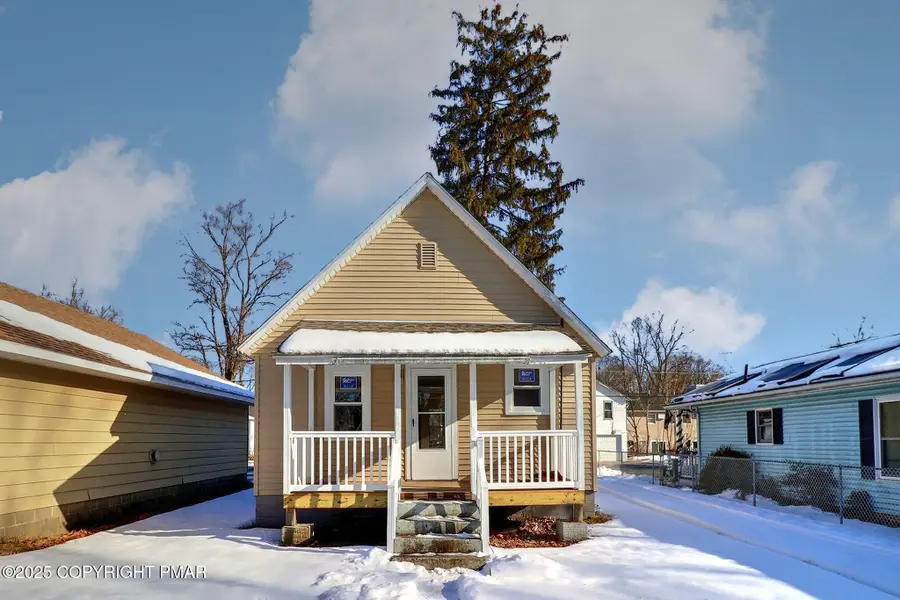 17 Park Street, East Stroudsburg, PA 18301 - Image #2