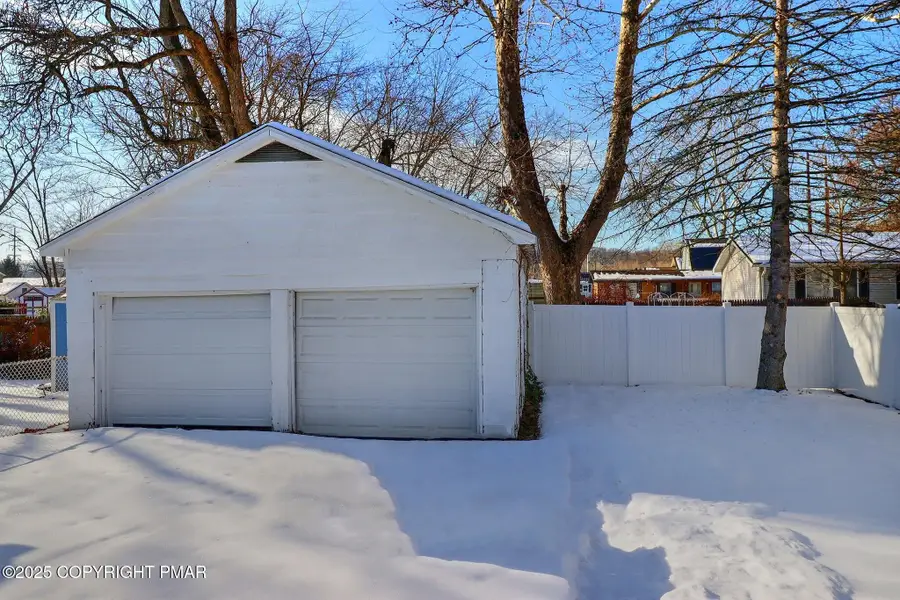 17 Park Street, East Stroudsburg, PA 18301 - Image #3