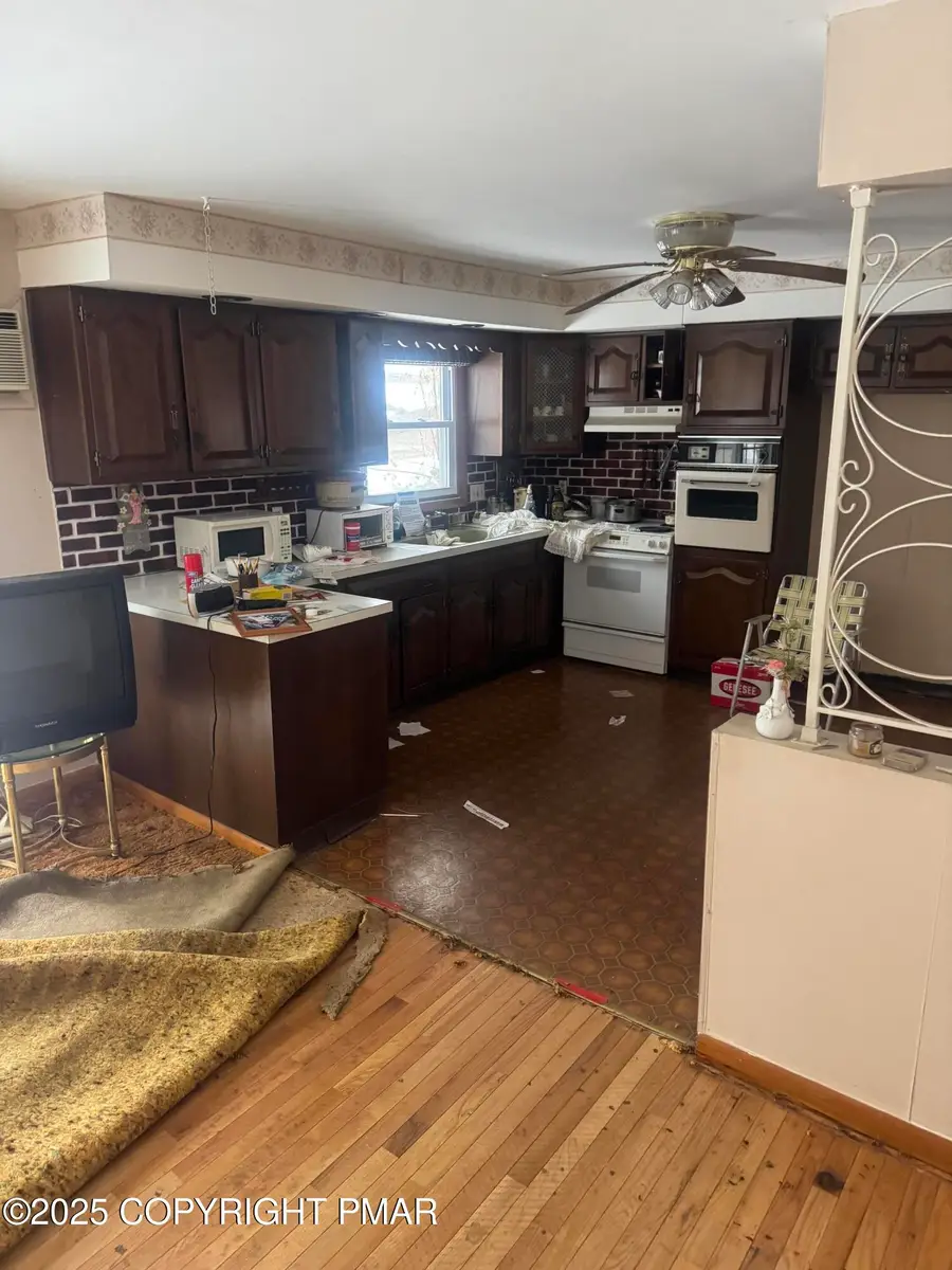 1045 Lincoln Avenue, Nanticoke, PA 18634 - Image #2