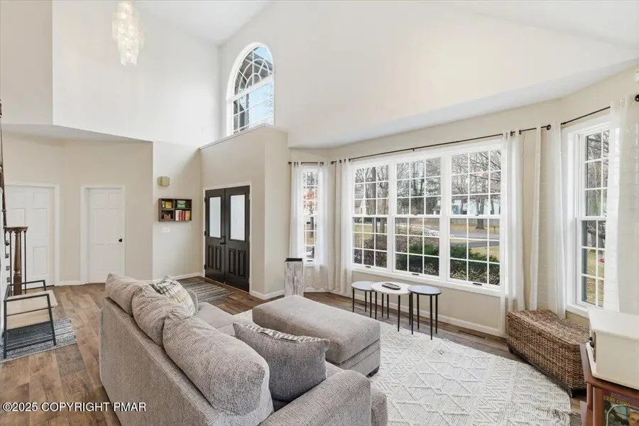 101 Mcmichael Drive, Stroudsburg, PA 18360 - Image #3