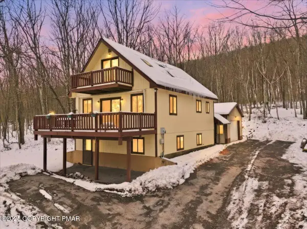 704 Rainbow Terrace, Effort, PA 18330