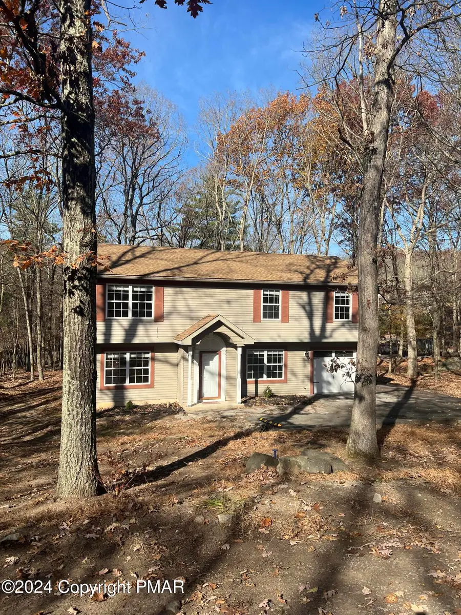 7109 Pine Grove Drive, East Stroudsburg, PA 18301 - Image #3