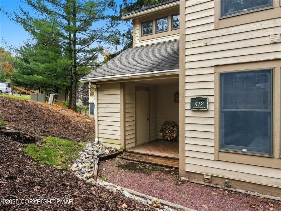 412 Hickory Drive, Tannersville, PA 18372 - Image #2