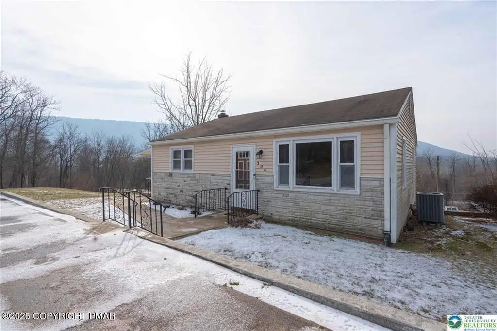 304 White Lane, Palmerton, PA 18071 - Image #1