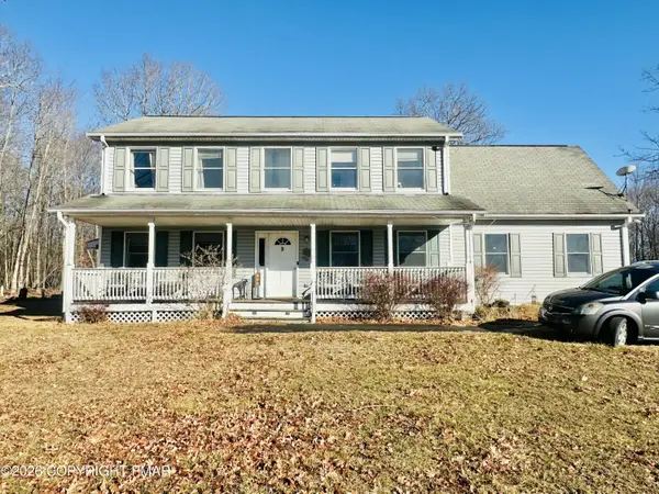 127 Spruce Run Drive, Dingmans Ferry, PA 18328
