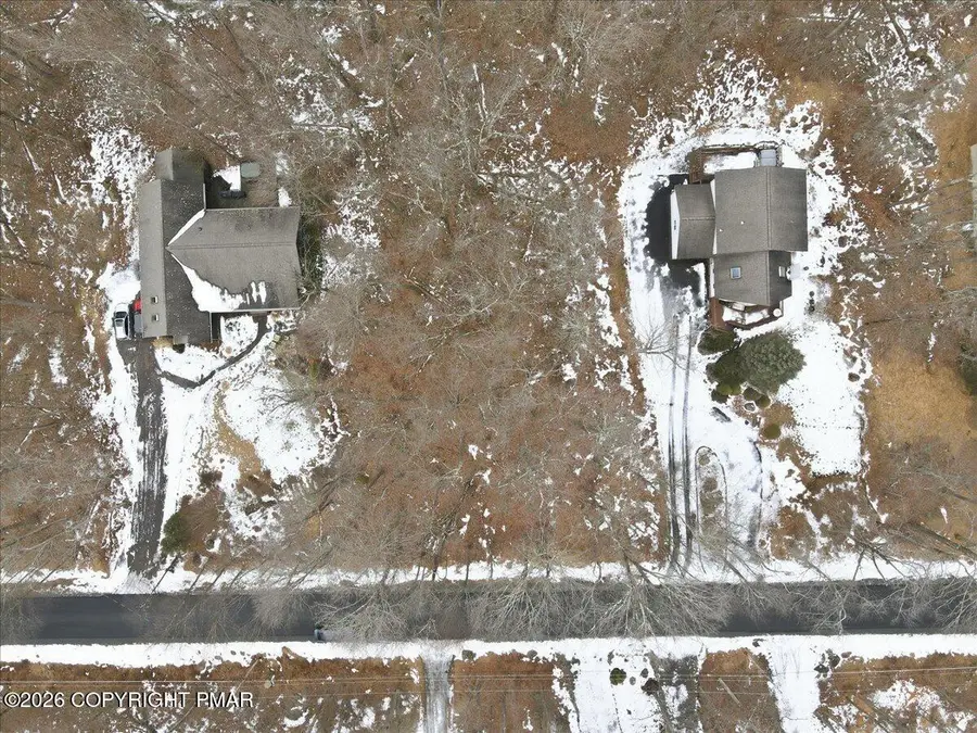 37 Lyman Lane, Clifton Township, PA 18424 - Image #2