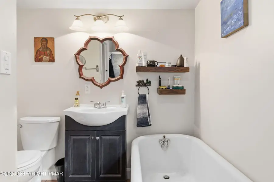 109 W Broadway, Jim Thorpe, PA 18229 - Image #3