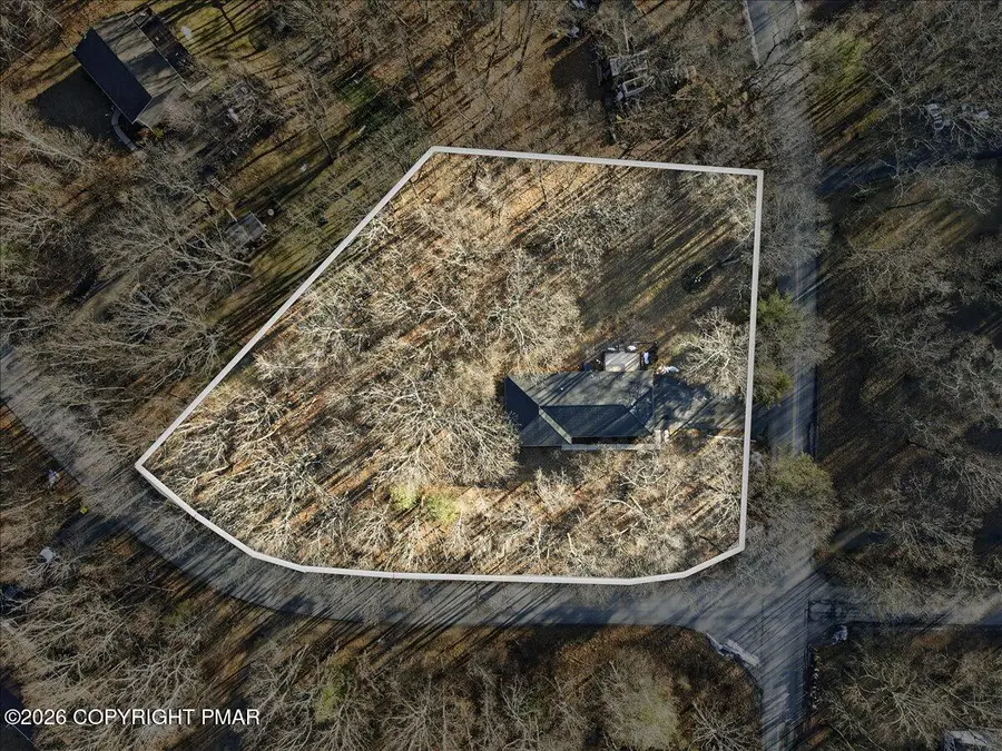 237 Shady Oaks Drive E, Saylorsburg, PA 18353 - Image #3