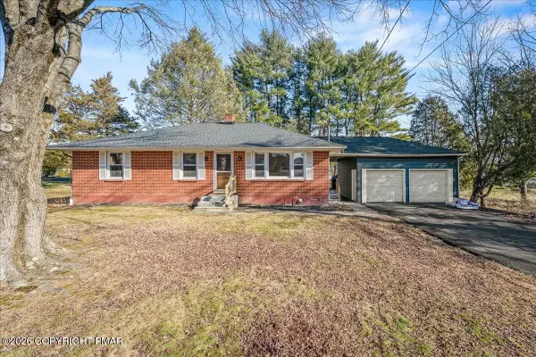 7136 Howel Terrace, Stroudsburg, PA 18360