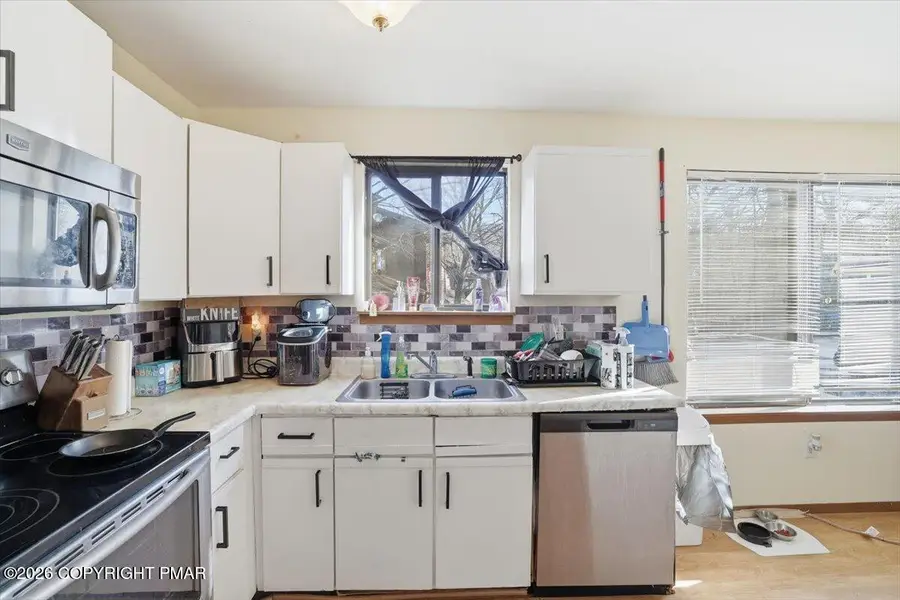 518 Wales Court, Bushkill, PA 18324 - Image #3