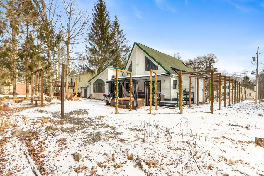 939 Country Place Drive, Tobyhanna, PA 18466 - Image #3