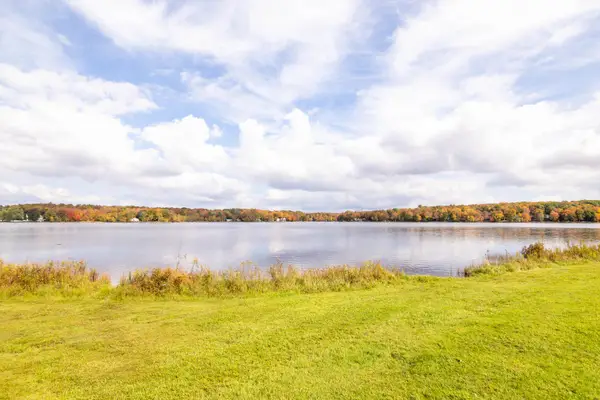 107 Mineola Cir 107 Circle, Pocono Lake, PA 18347