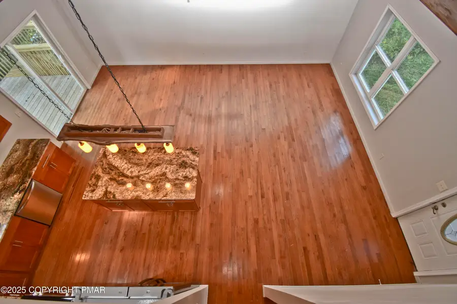 348 Summit Road, Swiftwater, PA 18370 - Image #2