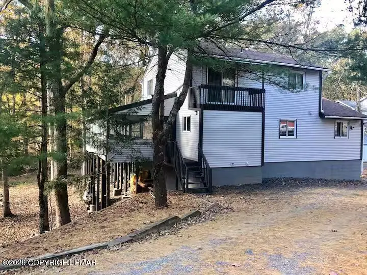 275 Canterbury Road, Bushkill, PA 18324 - Image #2