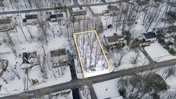 348 Buckingham Circle, Tobyhanna, PA 18466