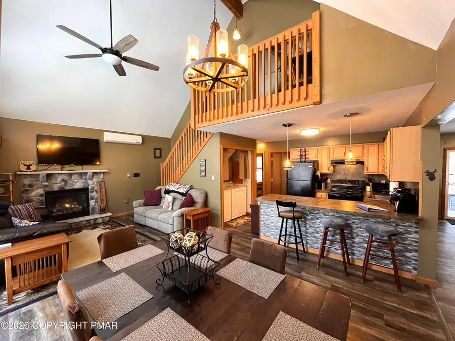 7 Childer Glen, Albrightsville, PA 18210 - #2