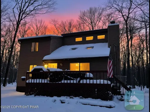 72 E Creek View Drive, Clifton Township, PA 18424