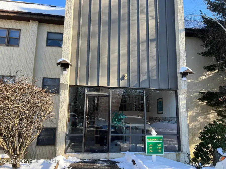 146 Foxfire Drive, Mount Pocono, PA 18344 - Image #2