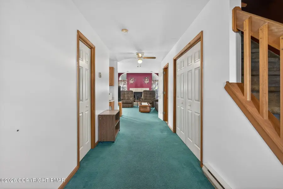 644 Country Acres Court, Effort, PA 18330 - Image #3