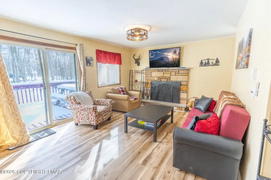 1881 Beverly Court, Tobyhanna, PA 18466 - Image #2