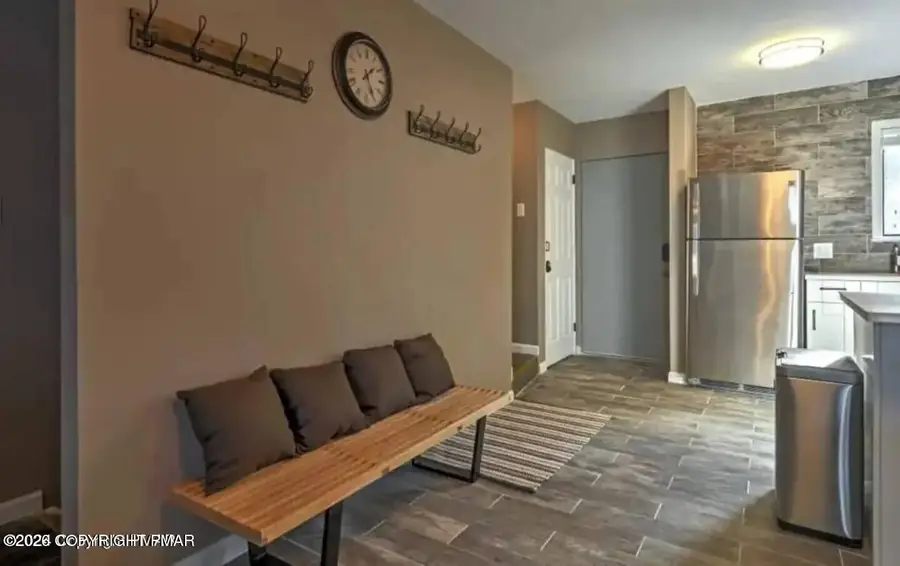 3 Middle Village Way, Tannersville, PA 18372 - Image #2