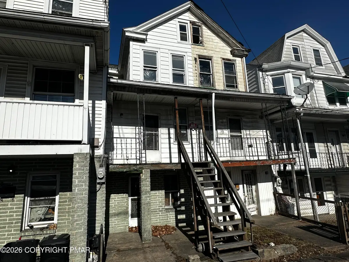 117 E Saylor Street, Mount Carmel, PA 17851 - Image #1