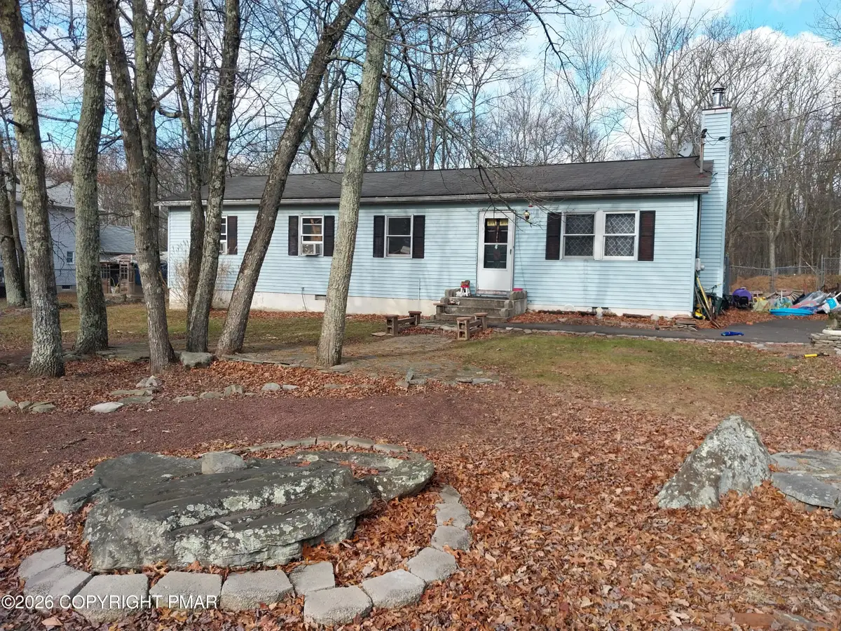 2108 Fox Road, Bushkill, PA 18324 - #1