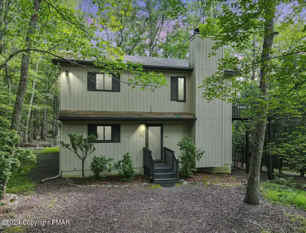 158 Forest Drive, Canadensis, PA 18325