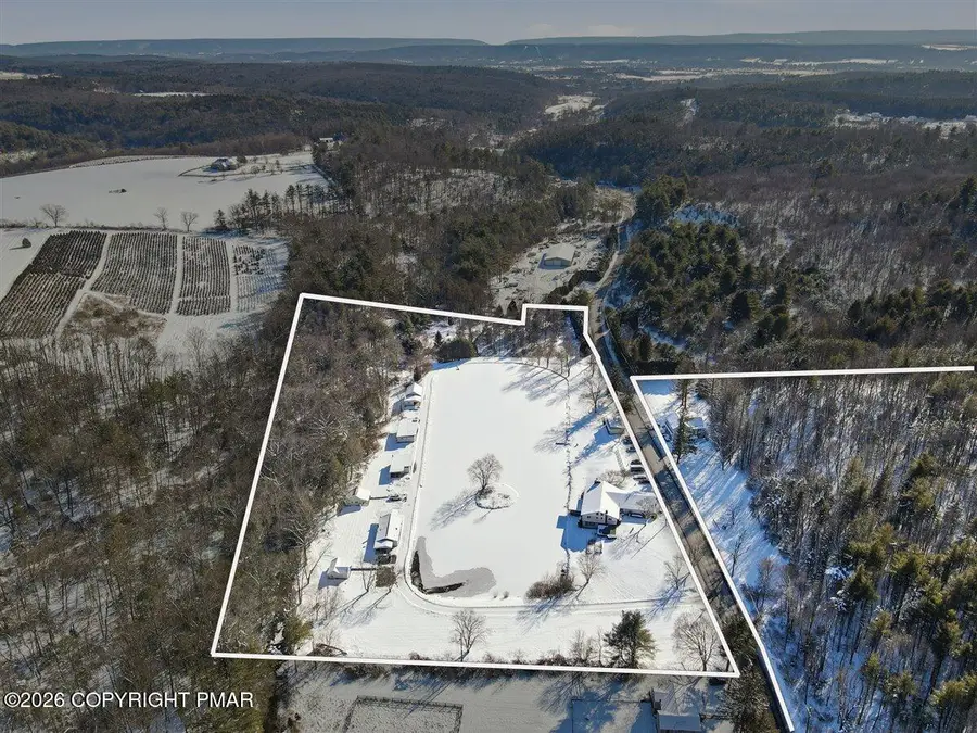 306 Merwinsburg Road, Effort, PA 18330 - Image #2