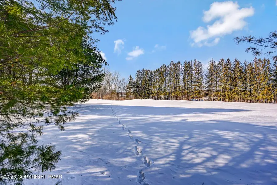 540 Fairway Lane, East Stroudsburg, PA 18302 - Image #2