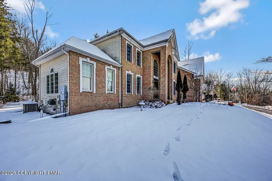 540 Fairway Lane, East Stroudsburg, PA 18302 - Image #3