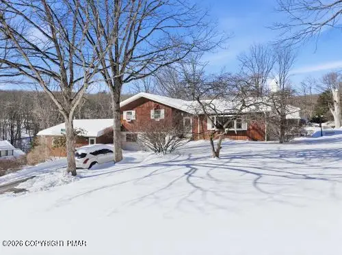107 Applewood Drive, Swiftwater, PA 18370 - Image #3