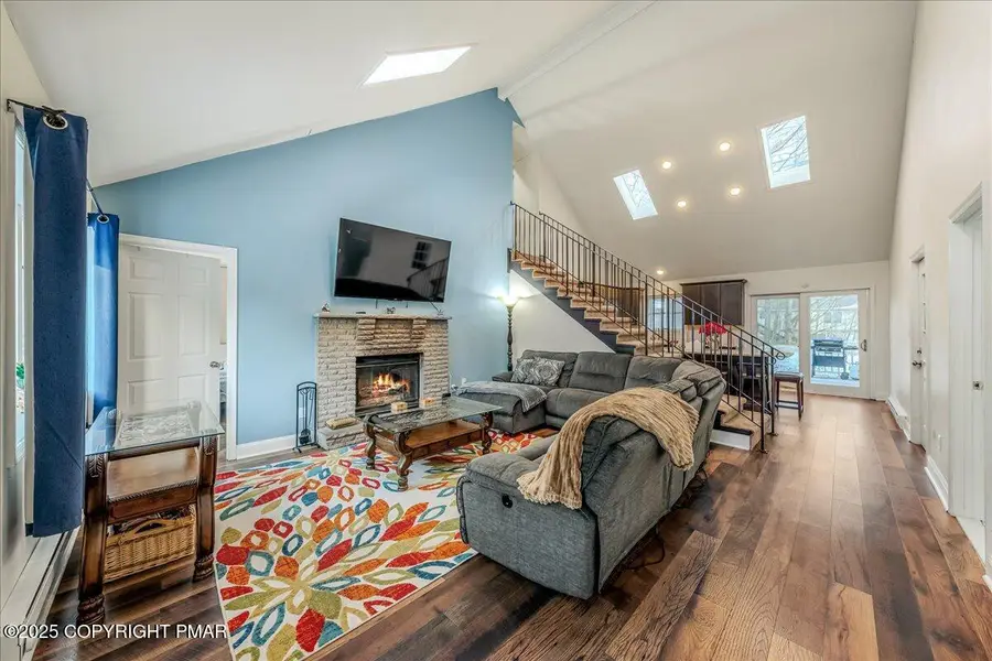 117 St Regis Walk, Tobyhanna, PA 18466 - Image #2