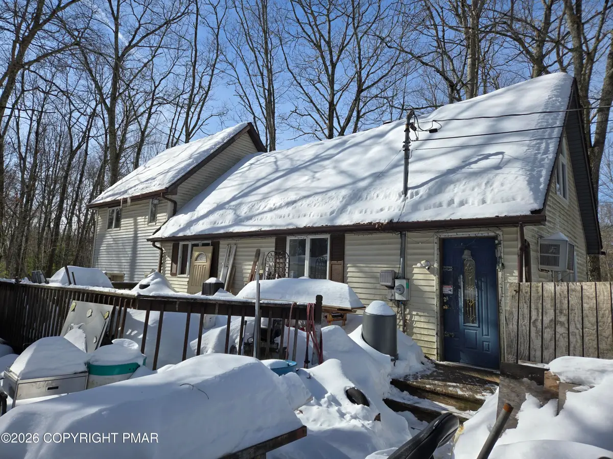 348 Carnation Road, East Stroudsburg, PA 18302 - Image #1