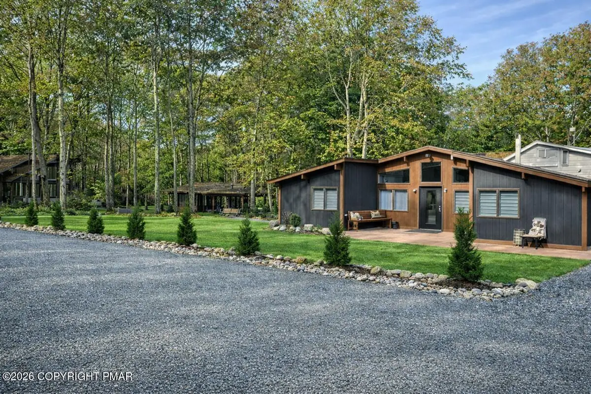 251 Scenic Drive, East Stroudsburg, PA 18302 - Image #1