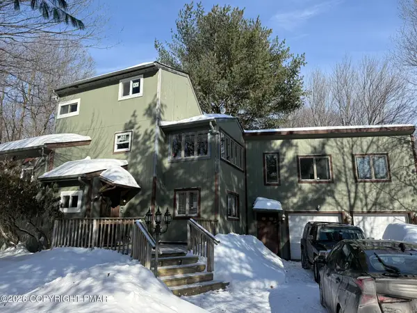 1412 Clover Road, Long Pond, PA 18334