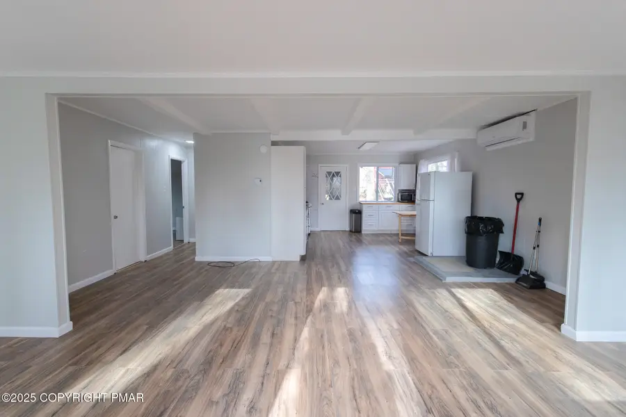 17 Hilltop Circle, East Stroudsburg, PA 18302 - Image #3