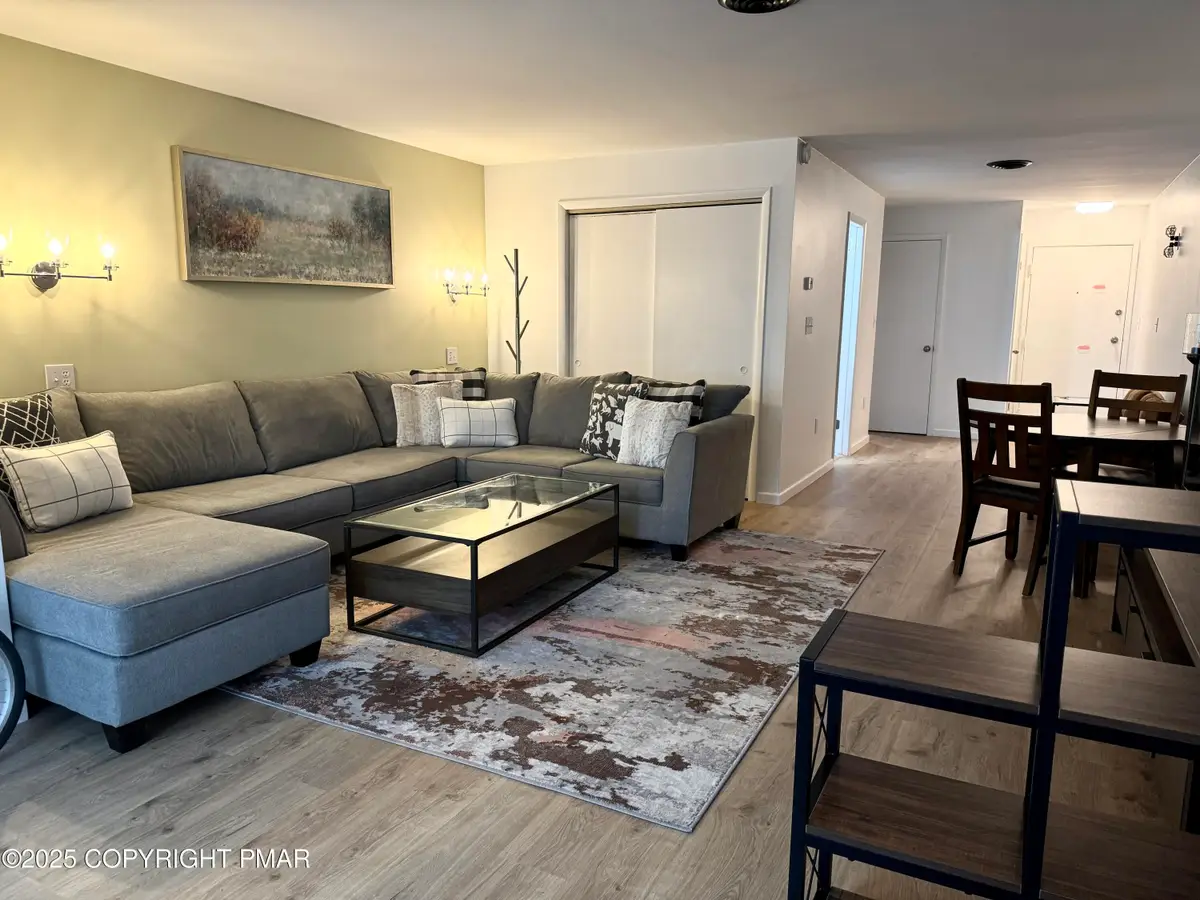 139 Foxfire Drive, Mount Pocono, PA 18344 - Image #1