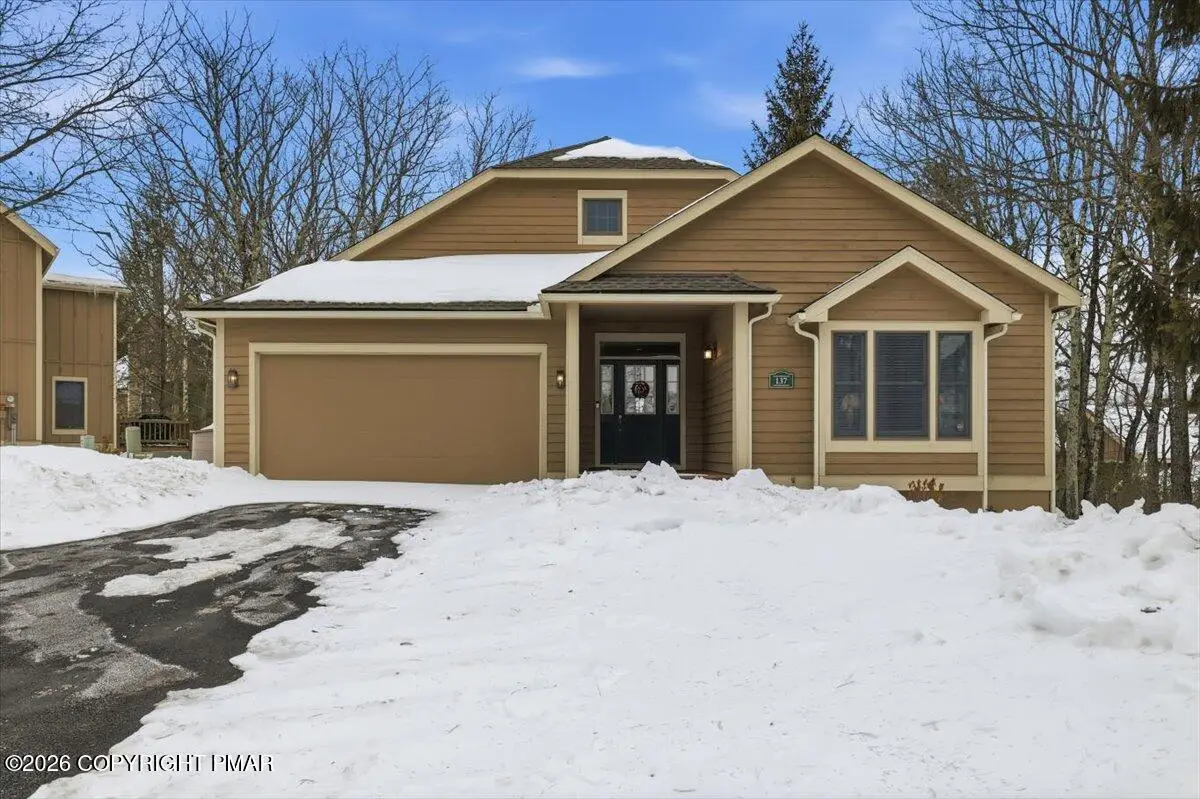 137 Laurel Court, Tannersville, PA 18372 - #1