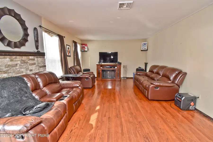 153 Totteridge Road, Bushkill, PA 18324 - #2