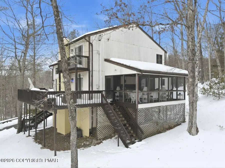 176 Manchester Drive, Bushkill, PA 18324 - #3